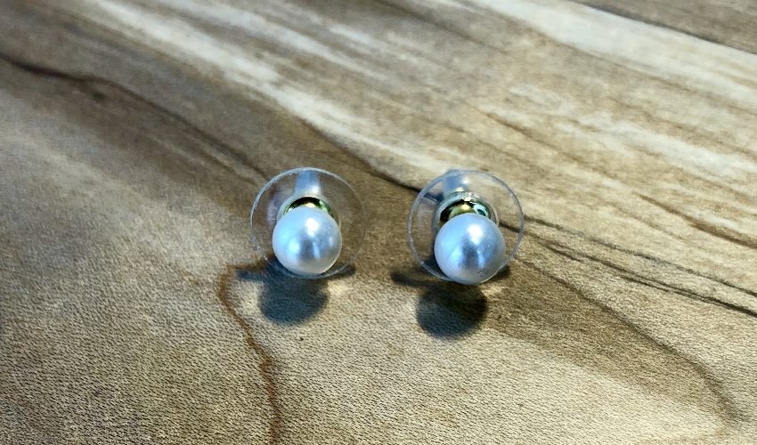 small pearl earrings