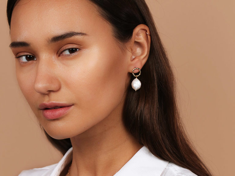 Dangle Earrings Finding the Perfect Earrings for Your Face Shape